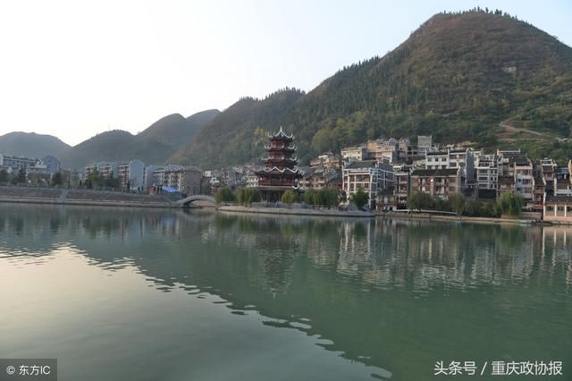 云梯上的西沱古镇，看得见的人间烟火气