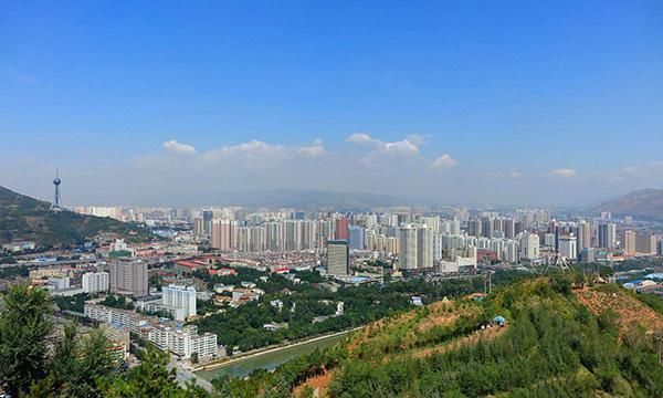 房价低于一万的省会城市，中国只有九个，它们真是清流，大力给赞