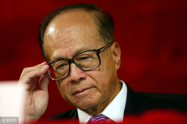 深居山东农村30余年,身价却高达650亿,成就堪