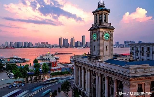 两个省会城市 一个素有“九省通衢”之称 一个是西部唯一特大城市