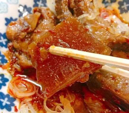 豆瓣酱有多受欢迎？日本餐馆用豆瓣酱拌上豆腐就卖出46元的高价