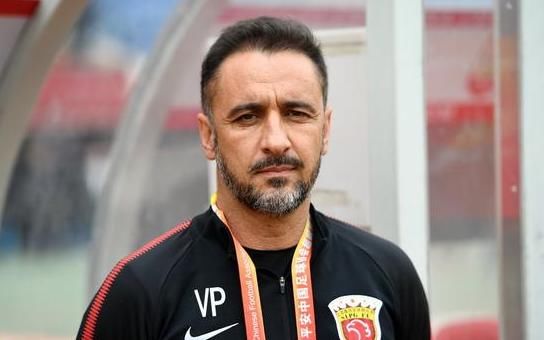 上海上港连败佩雷拉指出关键问题 我们的阵容