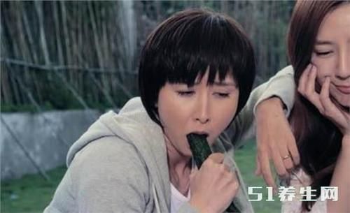 技巧!这五种食物女人要多吃,黄瓜 黑木耳,可以