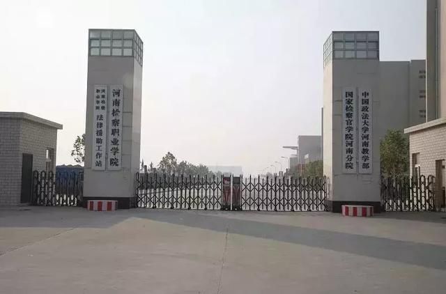 什么样的大学有空调 t01e499432673719c43.jpg