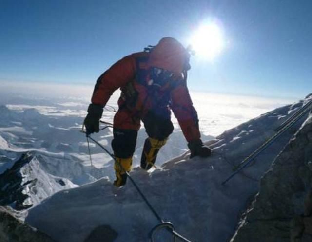 为何登珠峰大多都是从尼泊尔，而不是从中国？网友：分析的挺到位