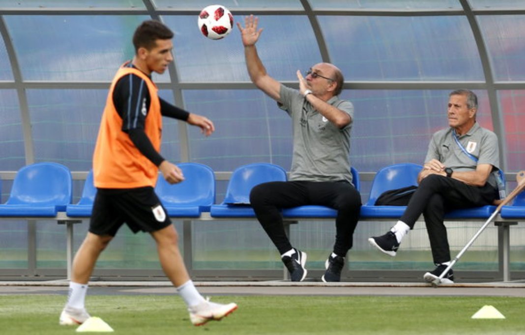 乌拉圭队球员赛前训练,乌拉圭在世界杯四分之