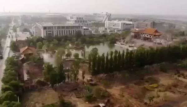 天津首富倒了:百亩私人宫殿被拆,曾经高调法国