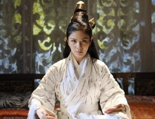 扶摇:胡可演的疯癫长公主演技炸裂,网友想问安