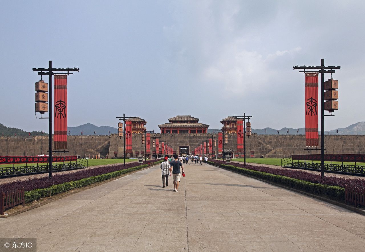 中国古代十大著名宫殿,最大宫殿是故宫2000多倍,故宫第十名