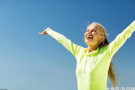 女人早饭多吃三种碱性食物, 脂肪可能从你小腹