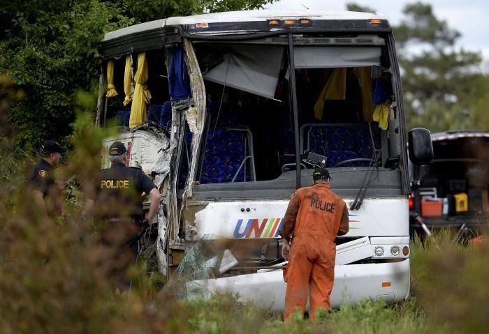 加拿大大巴事故致24名中国游客受伤 这份逃生