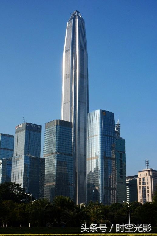成的、正在建的和可能要建的世界前十大高楼数