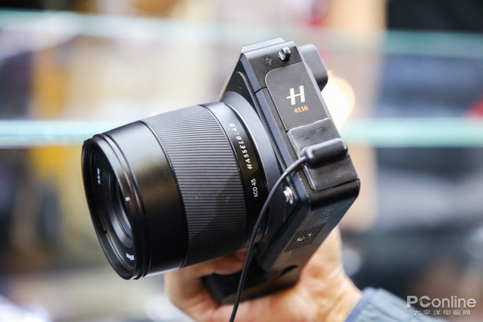 P&E 2018哈苏最强中画幅无反相机X1D坐镇展