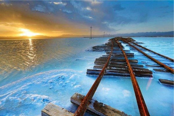 冰火两重天 敦煌莫高窟 青海茶卡