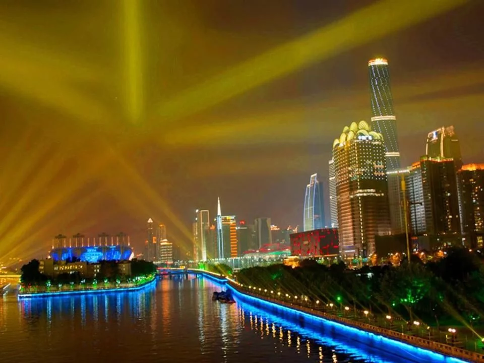 长隆GDP_手游新闻把游客当 怪 处理 魔都东方明珠引进 火瀑 引怪机 齐名游戏网(3)