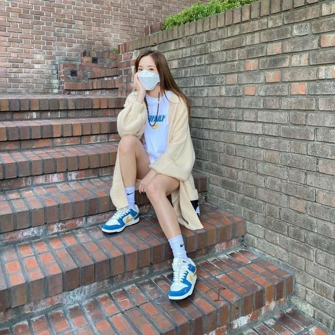 吴亦凡、热狗疯狂带货这双鞋！最快上脚女神，还是朴山多拉！