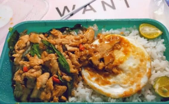 外卖小哥赞叹不绝的4种外卖,砂锅饭光荣上榜,第四饭店老板最爱 99真人平台