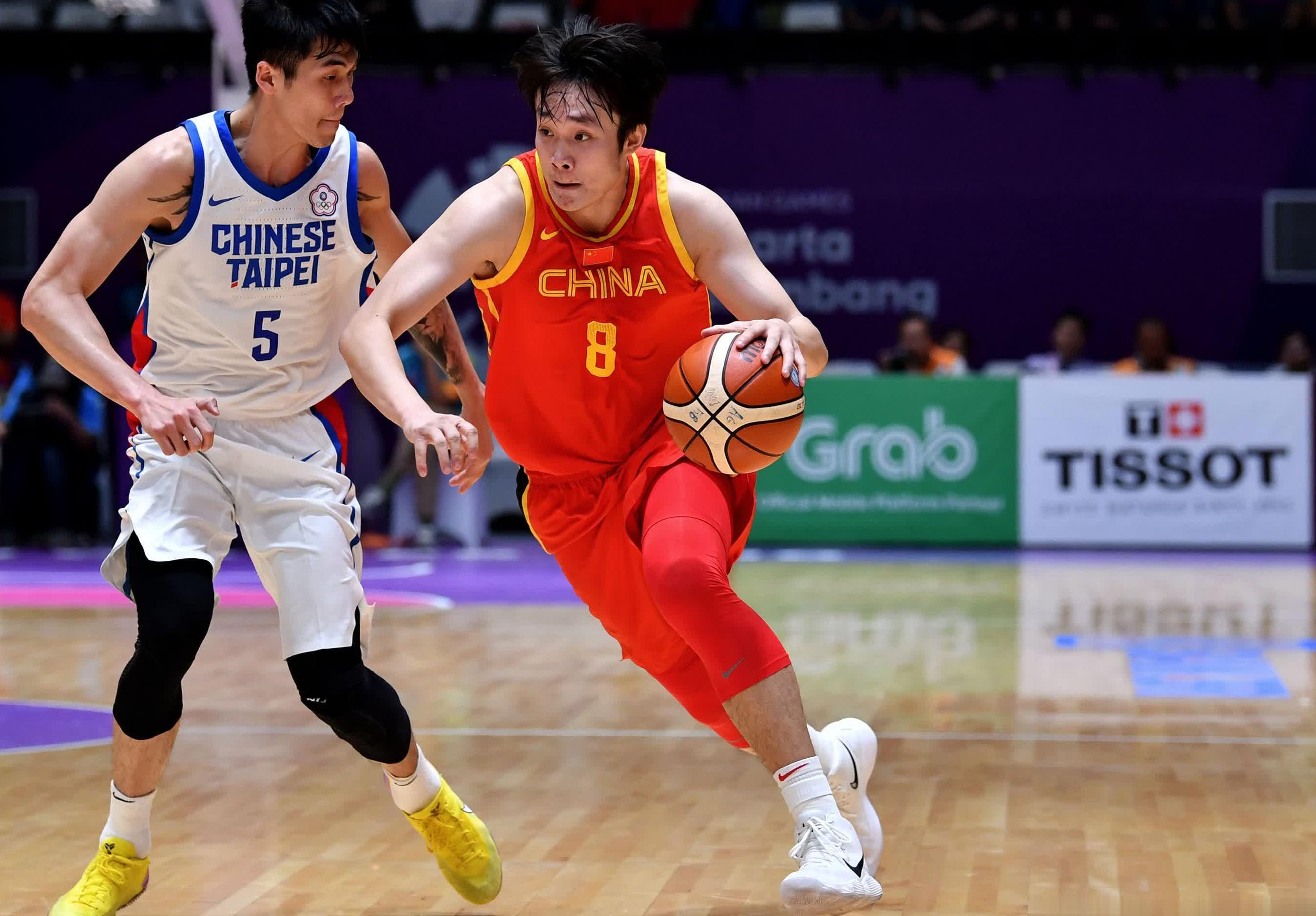 雅加达亚运会男篮半决赛 中国队86比63胜中国