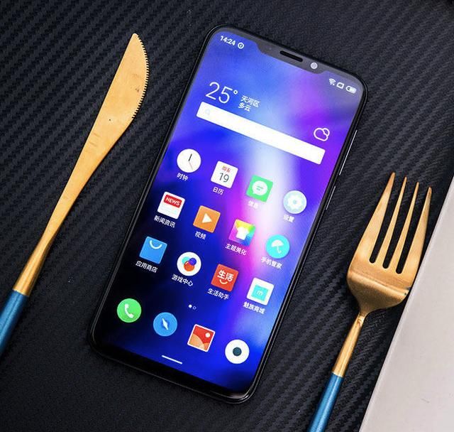 魅族x8壕送手机庆祝流浪地球票房破37亿!这波