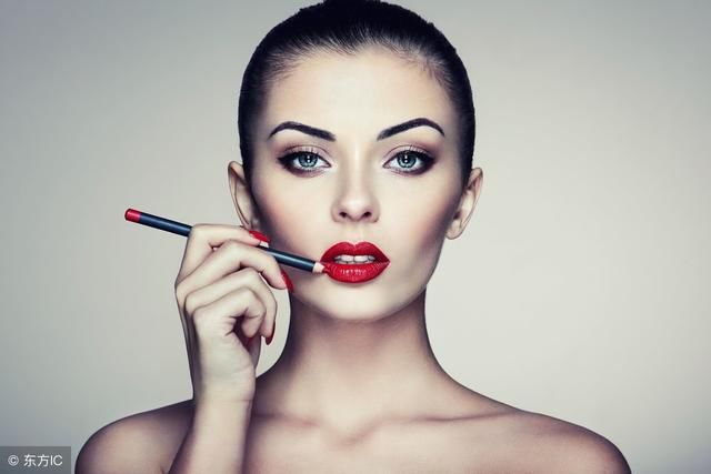如何判断化妆品是否含激素?激素皮炎怎样治疗