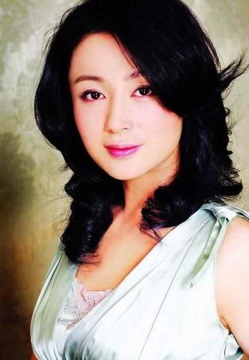 撕不掉的花瓶标签,靠美貌征服陈凯歌,陈红除了脸一无是处