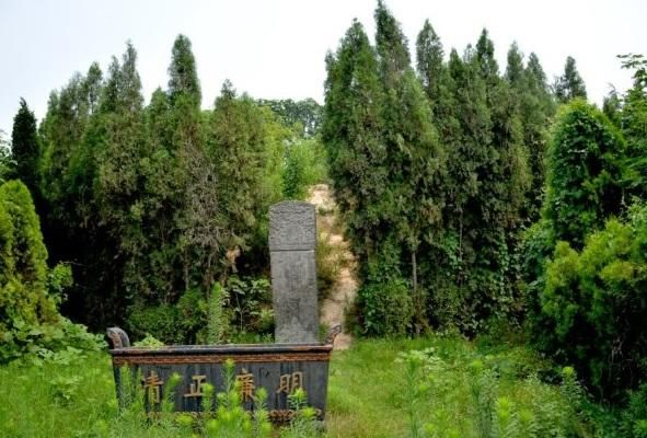 安徽肥东和河南巩义各有一座包公墓,谁真谁假?