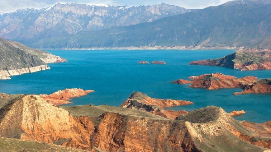 世界未解之谜,贝加尔湖是淡水湖,里面的海洋生