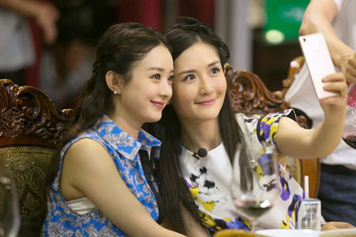 看看谢娜在朋友圈的头像,再看看闺蜜赵丽颖,谁