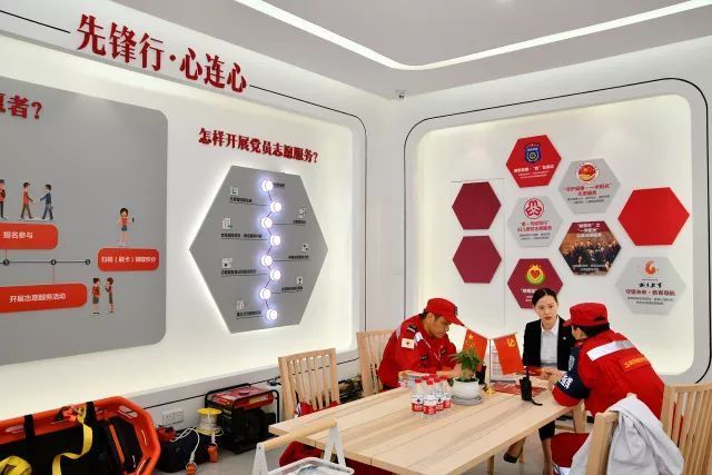 深化党建阵地 提升志愿服务 | 桐乡市党群服务中