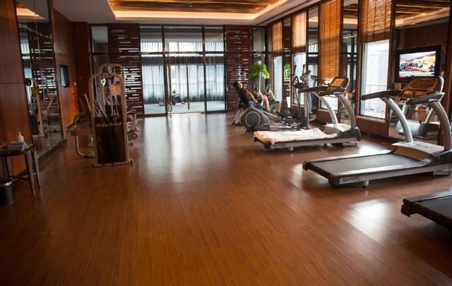 杭州的这家酒店 是CBD商圈的标志性建筑 还有