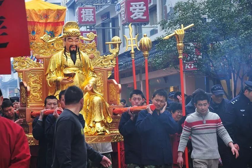 最高26℃!广东史上最热春节杀到!今日到年初八的天气抢先看...