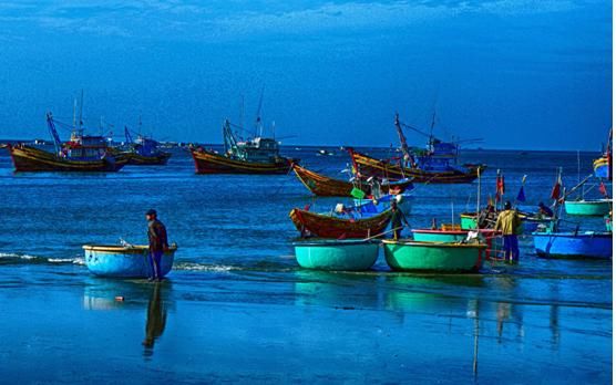 东南亚这个国家曾是我国领土，面积没有云南省大，你知道是哪里吗