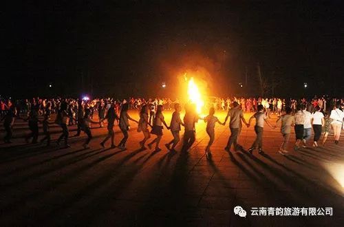 青活动|庆五四青年节100周年丽江姊妹湖万人十