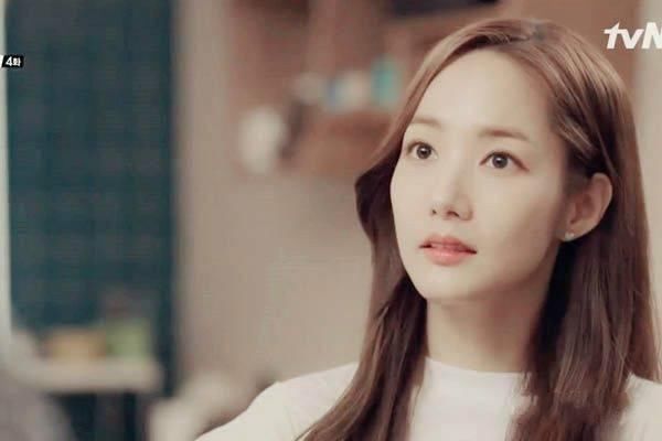 《金秘书为何那样》李成彦接近金秘书是有目的