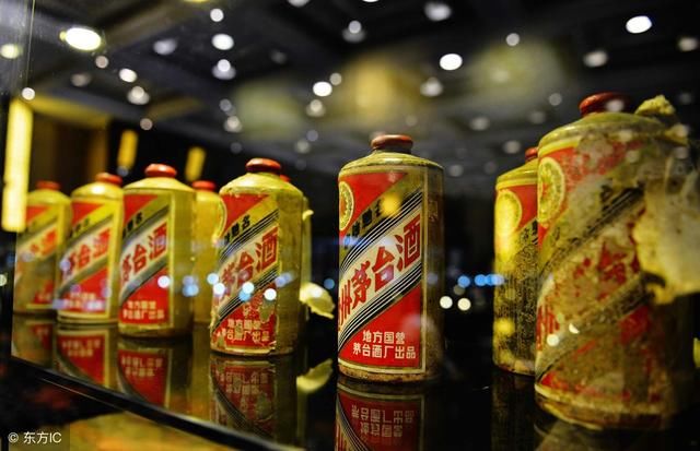 中国十大高度白酒排行榜 53茅台酒只能排最后！