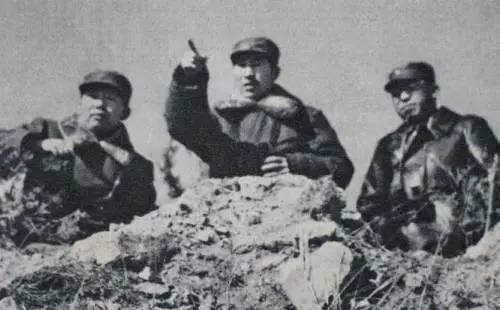 四野大名鼎鼎的参谋长，是此人“挖墙脚”挖过来推荐给中央的!