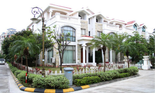 网上手持身份证照片贷款靠谱吗?如何防范骗局