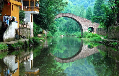 中国雨水最多的城市:平均每年有245是雨天,而