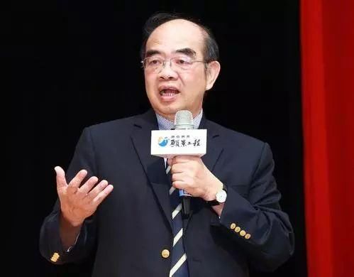 台媒体人:民进党台北市长人选 “闪电11人”能组足球队!