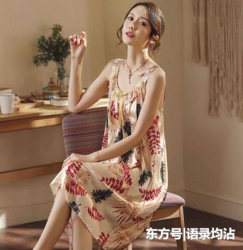 还用T恤做穿着?或者还原味去年的睡衣?精致的情趣小辣椒睡衣红色图片