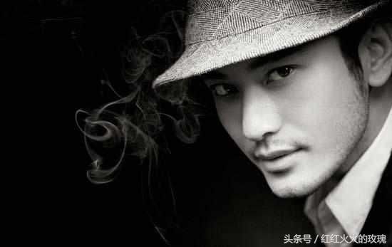 明星给员工发年终奖,范冰冰送房赵丽颖送车,胡