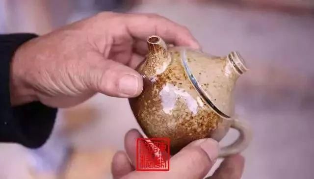 中国四大名陶之一|从濒危产业到产值数亿,云南