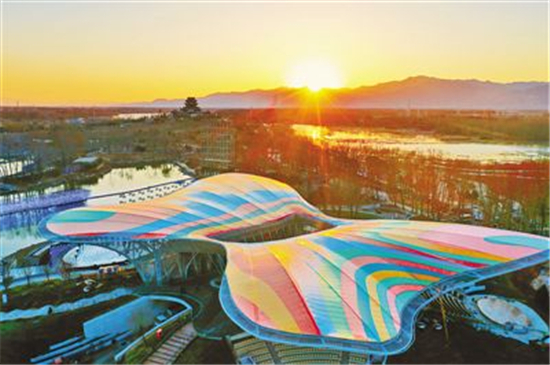 北京世园会妫汭剧场:花开蝶舞 翩然而至