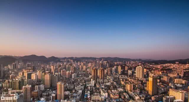 不破不立,7次会议5次提及房地产,楼市后期走势已“一锤定音” 金沙城中心娱乐场