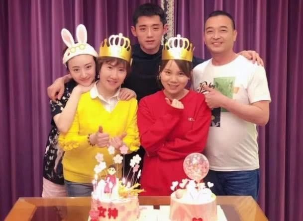 景甜怀孕了?一条微博暗示或与张继科奉子成婚