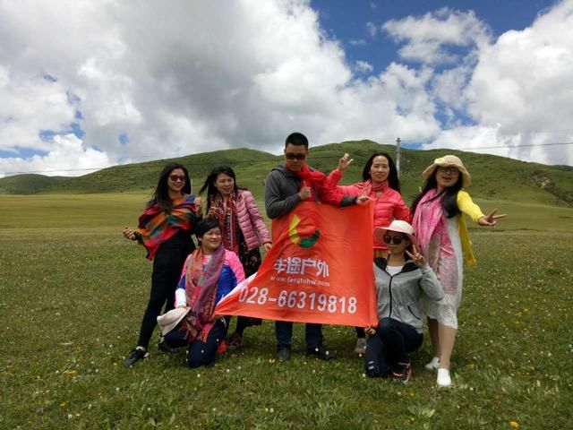 t01efe95a80c4d95227.jpg