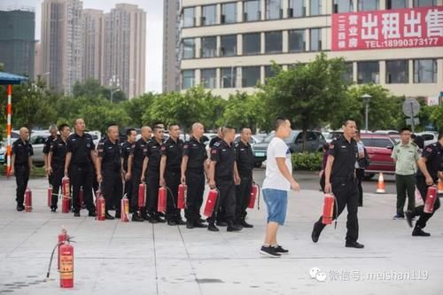 仁寿大队深入辖区人民医院开展消防安全培训及