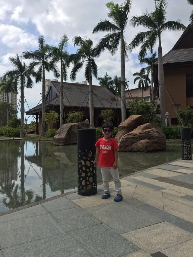 一家人甜蜜的三亚亲子游