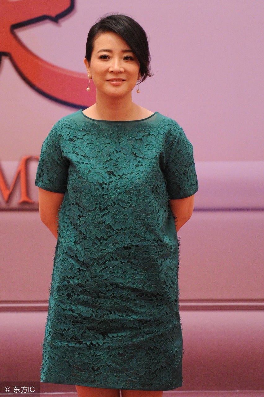陈小艺,实力派演员,对工作特别负责.