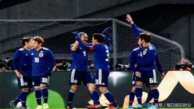 日本教练评论中国足球:为了利益去踢球,只会离